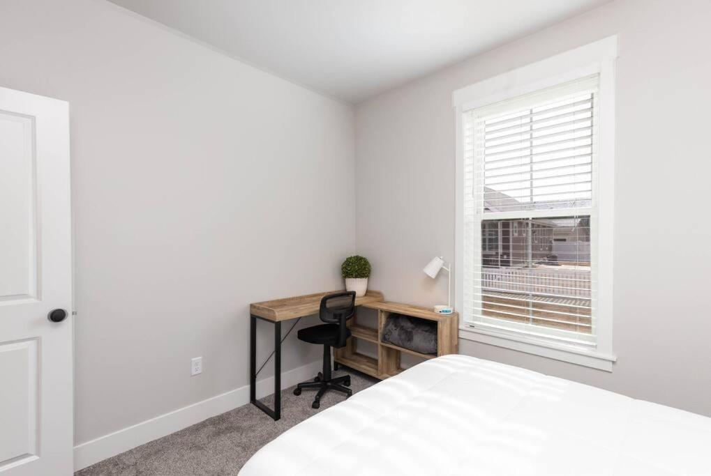 Charming 3-Bedroom In Vibrant New Neighborhood بيلنغز المظهر الخارجي الصورة