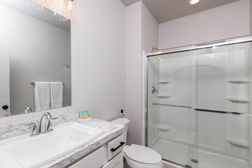 Charming 3-Bedroom In Vibrant New Neighborhood بيلنغز المظهر الخارجي الصورة